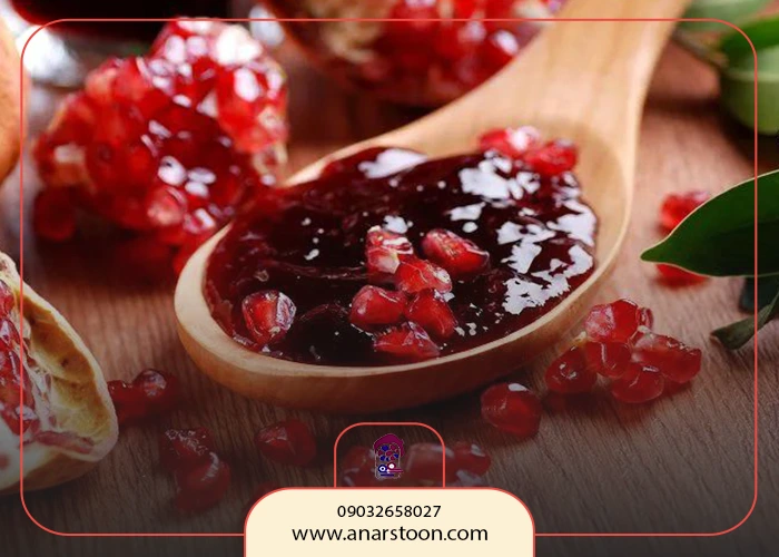 روش سنتی درست کردن رب انار در روستاها